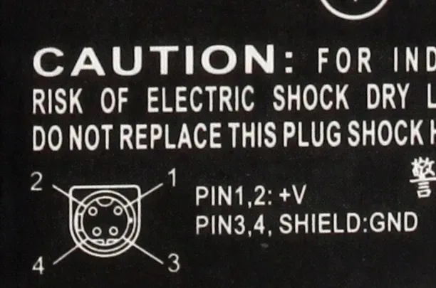 synology-adapter-100w-level-vi-cechy-dodatkowe-pozlacane-wtyki