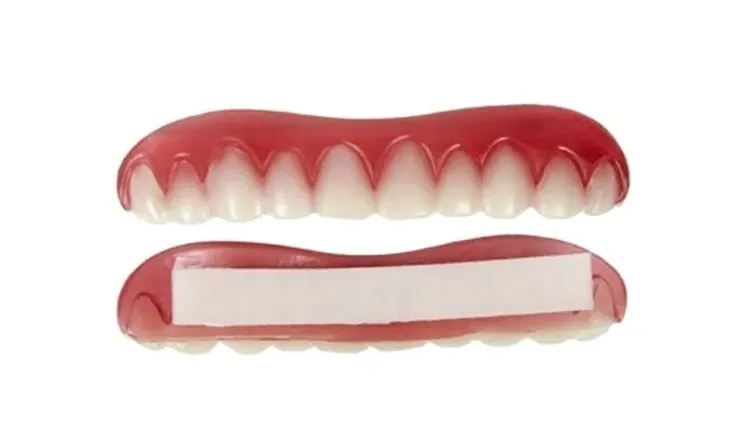 nakladka-na-zeby-dziasla-sztuczne-zeby-smile-etui-gora-i-dol-marka-bez-marki
