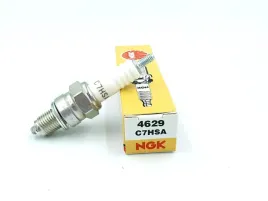 swieca-zaplonowa-c7hsa-skuter-4-suw-quad-110-125-motorowery-50-do-quada