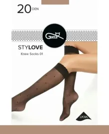 podkolanowki-bezuciskowe-w-kropki-falbanka-stylove-01-gatta-uni-kolor-daino