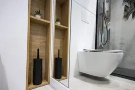 szczotka-do-wc-lazienkowa-laveo-miri-wolnostojaca-toaletowa-zamykana-czarna