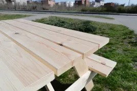 stol-z-lawkami-zestaw-4-osobowy-150cm-wyprzedaz-gruba-deska