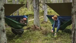 lesovik-hamak-draka-z-moskitiera-i-zawieszeniem-treetop-green