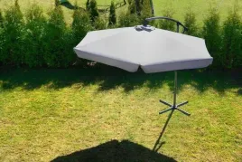 duzy-parasol-ogrodowy-z-falbana-skladany-350x250-cm-na-taras-ogrod-szary