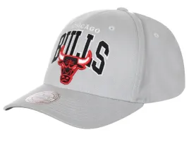 czapka-z-daszkiem-mitchell-and-ness-chicago-bulls-szara