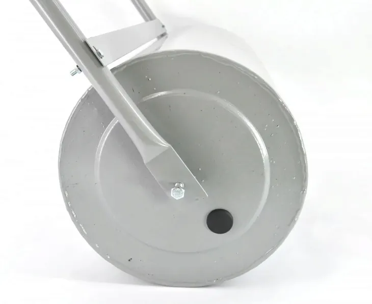aw-walec-do-trawnikow-50cm-waga-z-opakowaniem-7-5-kg