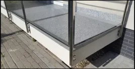 odbojnik-zakonczenie-k10-posadzki-z-zywica-balkony-tarasy-ral-7037