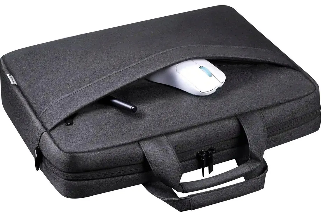 torba-defender-firm-czarna-156-stan-nowy