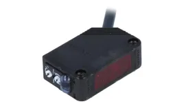 czujnik-fotoelektryczny-o-zasiegu-5100mm-pnp-dark-onlight-on-e3z-d81-2m