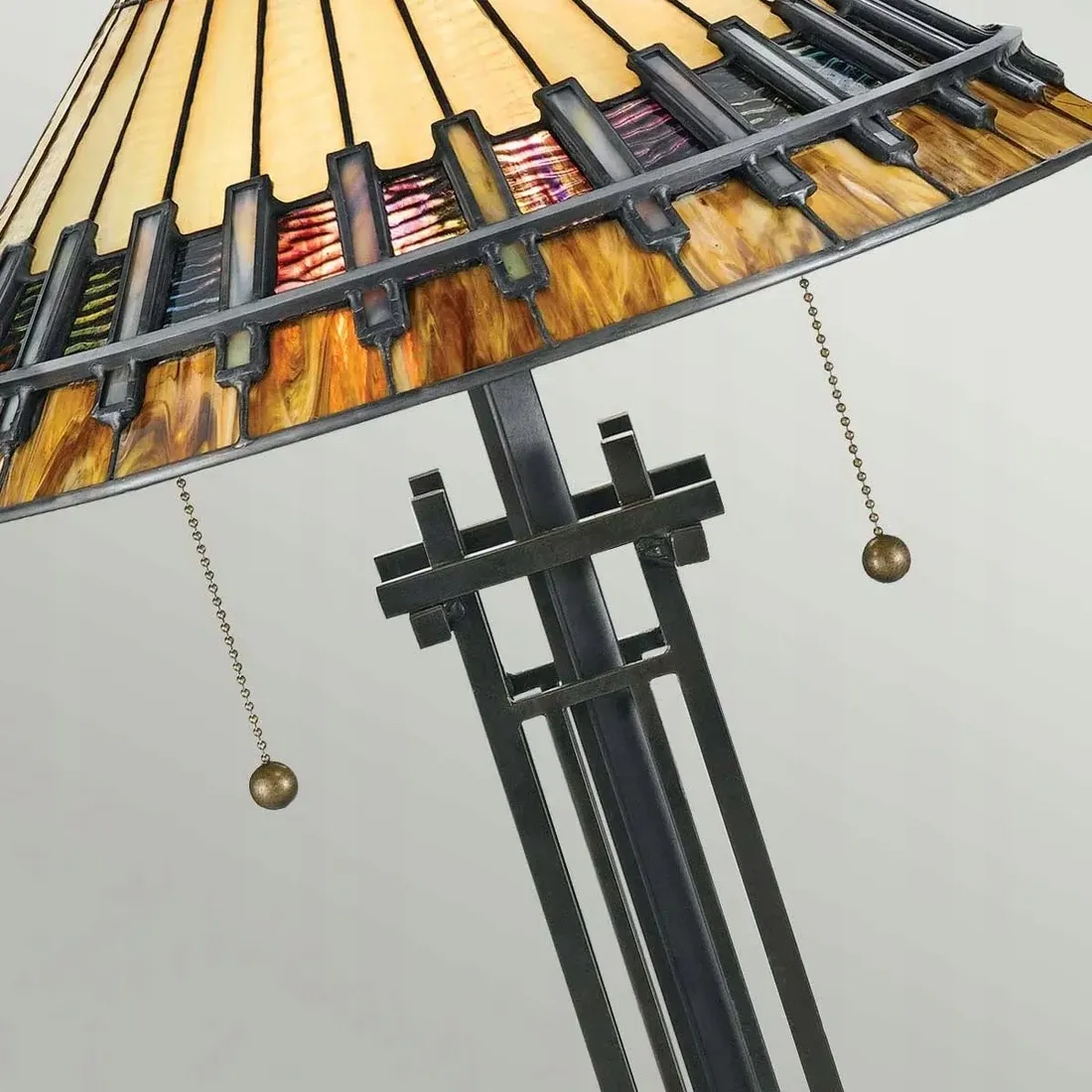 lampa-stolowa-art-deco-tiffany-brazowa-chastain-e27-60w-quoizel