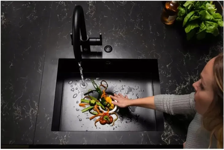 mlynek-do-odpadow-insinkerator-evolution-075-km-szerokosc-222-mm