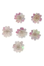 kwiat-z-cekinow-i-koralikow-bialy-opalizujacy-4-cm