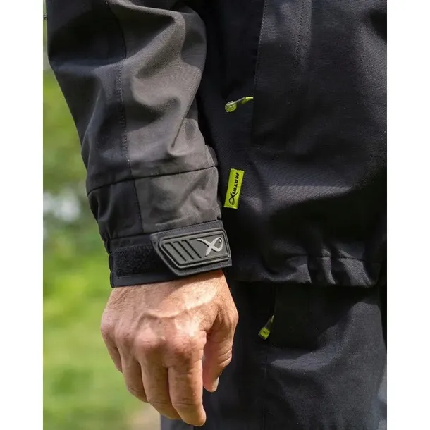 kurtka-matrix-tri-layer-jacket-25k-pro-xxl-cechy-dodatkowe-regulowane-mankiety