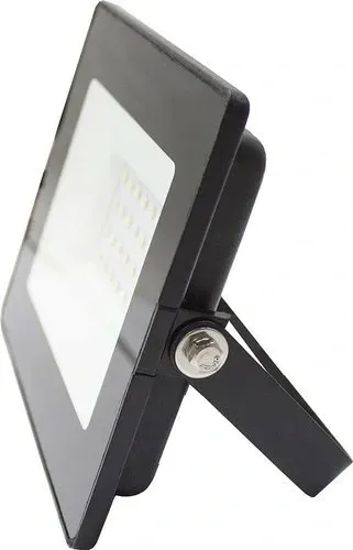 halogen-bialy-neutralny-1800-lm-20-w