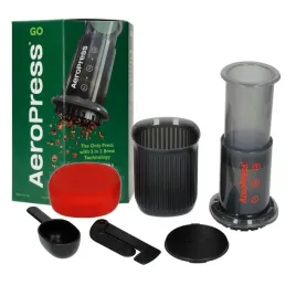 podrozny-zaparzacz-do-kawy-aeropress-go-travel-coffee-press