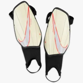 nagolenniki-nike-charge-sp2164-113-bialy-xl