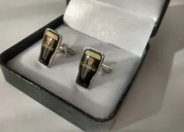 ekskluzywne-spinki-do-koszuli-kufel-piwa-guinness