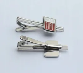 klips-spinka-do-krawat-emblemat-polski-fiat-oldtimer-klasyk-dla-pasjonata