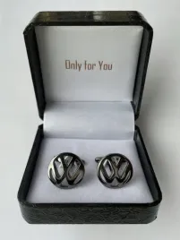 spinki-do-mankietow-exc-gadzet-reklamowy-volkswagen-vw-grafit-srebro-zloto