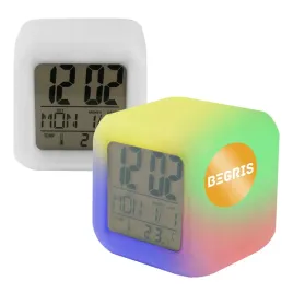 budzik-zegar-termometr-lcd-kameleon-swiecacy-zmienia-kolory-dla-dzieci-led