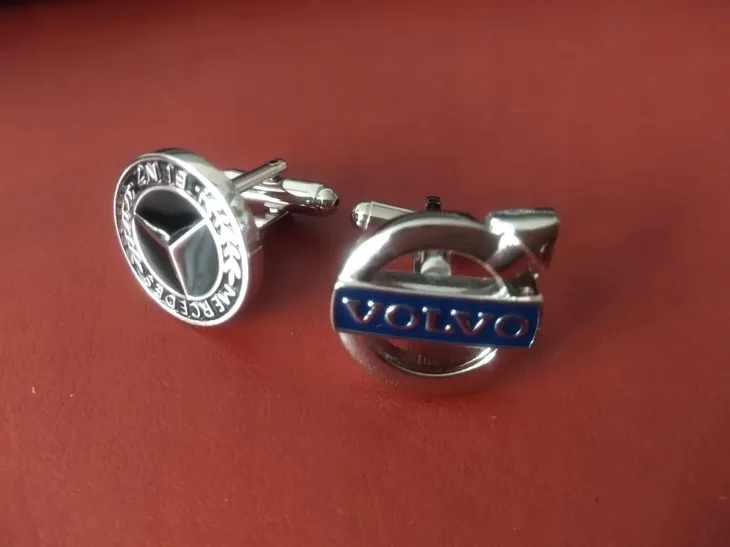 exciting-spinki-do-mankietow-koszuli-bentley-marka-exciting-kamien-bez-kamienia