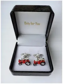 eleganckie-spinki-do-mankietow-traktor-claas-dla-rolnika-czerwony-ciagnik