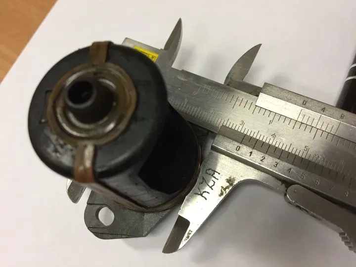 zaslepki-kolektora-bmw-e60-e46-e90-e71-x5-x6-m57-numer-katalogowy-oryginalu-11612245439-11612246945-11612246949-11617790198