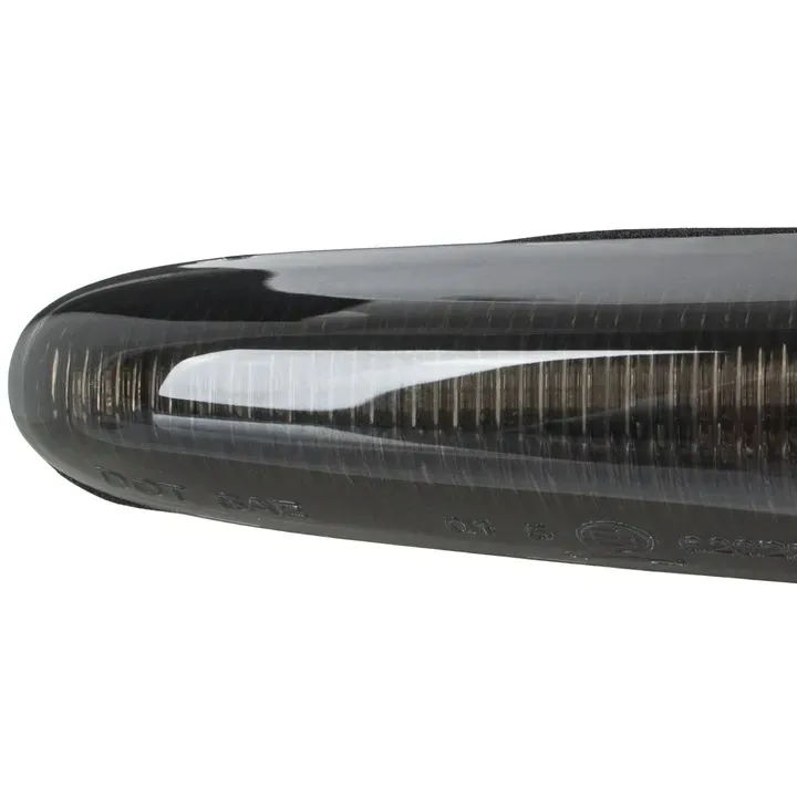 kierunkowskazy-dynamiczne-led-migacze-plywajace-bmw-e46-e60-e90-e92-e81-e87