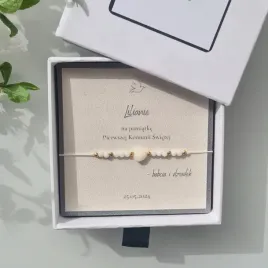 bransoletka-na-pierwsza-komunie-swieta-z-dedykacja-prezent-personalizowana