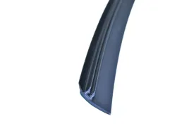 nowa-listwa-dolna-uszczelka-podszybia-opel-astra-g-ii-2-1998-2009