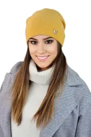 miodowa-zimowa-czapka-damska-beanie-gladka-welniana-polska-kamea-lily