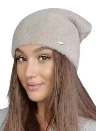 czapka-damska-smerfetka-beanie-futerkowa-struktura-iryda-ciemno-bezowa