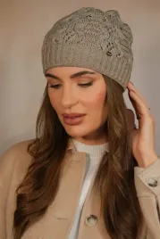 ciemno-bezowa-czapka-damska-beanie-azurowy-splot-sciagacz-podszewka-kamila