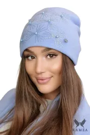 zimowa-czapka-damska-beanie-lsniace-dzety-koraliki-polska-huma-blekitna