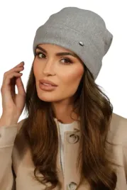 welniana-czapka-damska-beanie-z-wywinieciem-polska-jasno-szara-kamea-krokus