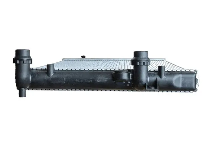 chlodnica-silnika-58334-stan-nowy-jakosc-czesci-zgodnie-z-gvo-q-oryginal-z-logo-producenta-czesci-oem-oes