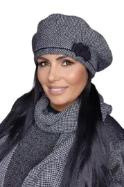 beret-damski-w-pepitke-ozdobna-kokarda-i-pasek-polski-czarny-helena
