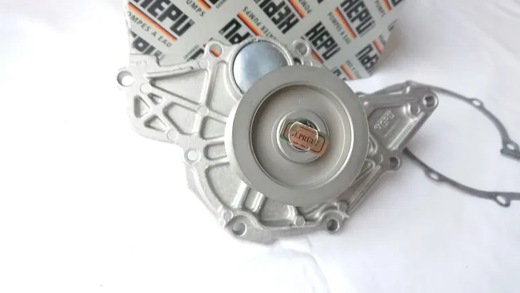 pompa-cieczy-chlodzacej-p562-waga-produktu-2-kg