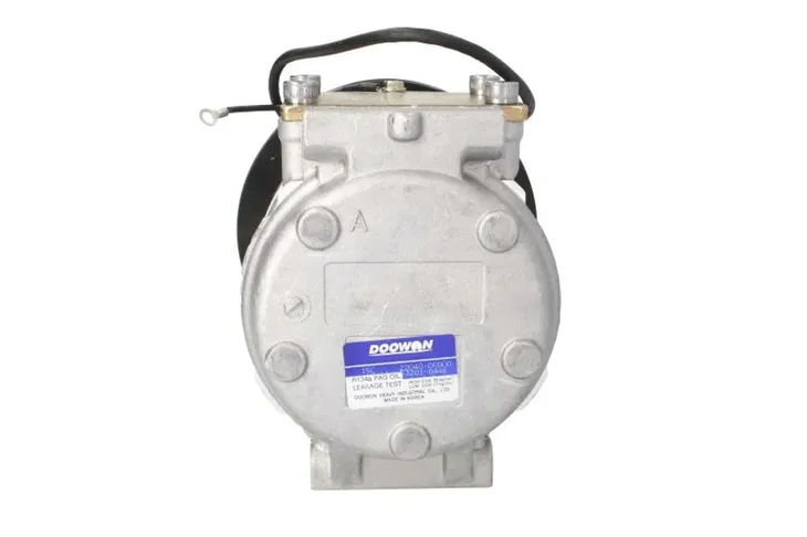 kompresor-klimatyzacji-32243-numer-katalogowy-oryginalu-komatsu-0k24261k00a-komatsu-1959118990-komatsu-20y9792880-komatsu-20y9793110-komatsu-20y9793111