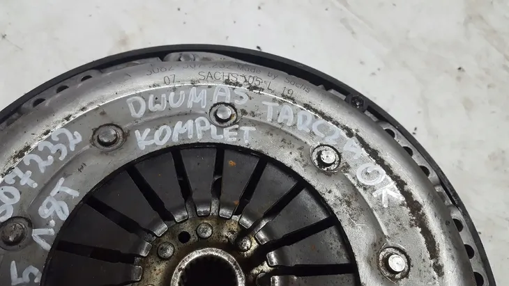 docisk-sprzegla-3082-307-232-typ-samochodu-samochody-osobowe