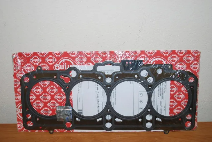 uszczelka-glowicy-cylindrow-150-162-producent-czesci-elring