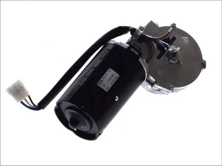 silnik-wycieraczek-402794-strona-zabudowy-przod