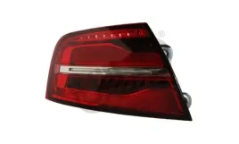lampa-zespolonych-swiatel-tylnych-141113001