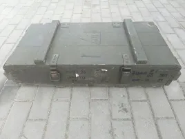 skrzynia-skrzynka-drewniana-wojskowa-865-415-21-stolik-wojskowa-stara