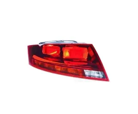 lampa-zespolonych-swiatel-tylnych-105080250