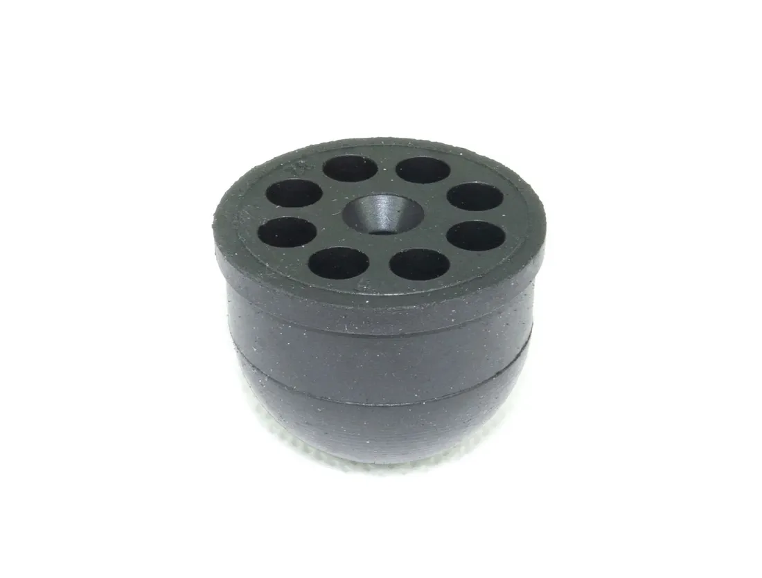 guma-mocowanie-filtra-powietrza-bmw-e81-e82-e84-e87-e88-e90-e91-e92-e93