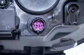 reflektor-swiatel-przednich-712105401110