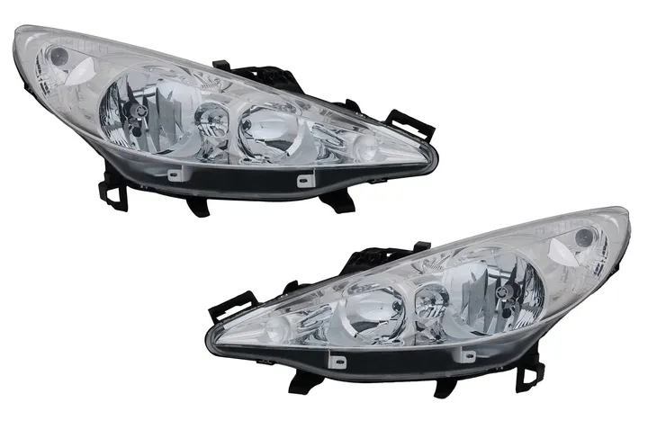 reflektor-swiatel-przednich-20-1060-05-2-stan-nowy-rodzaj-swiatel-mijania-tradycyjne-halogenowe