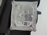 reflektor-swiatel-przednich-informacje-dodatkowe-zarowki-w-zestawie