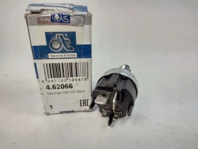 wlacznik-swiatel-stop-4-62066-numer-katalogowy-czesci-4-62066